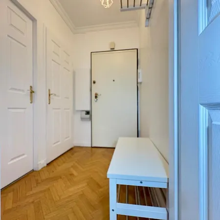 Lauriston - 75016 - Trocadero - Tour Eiffel Daire *
